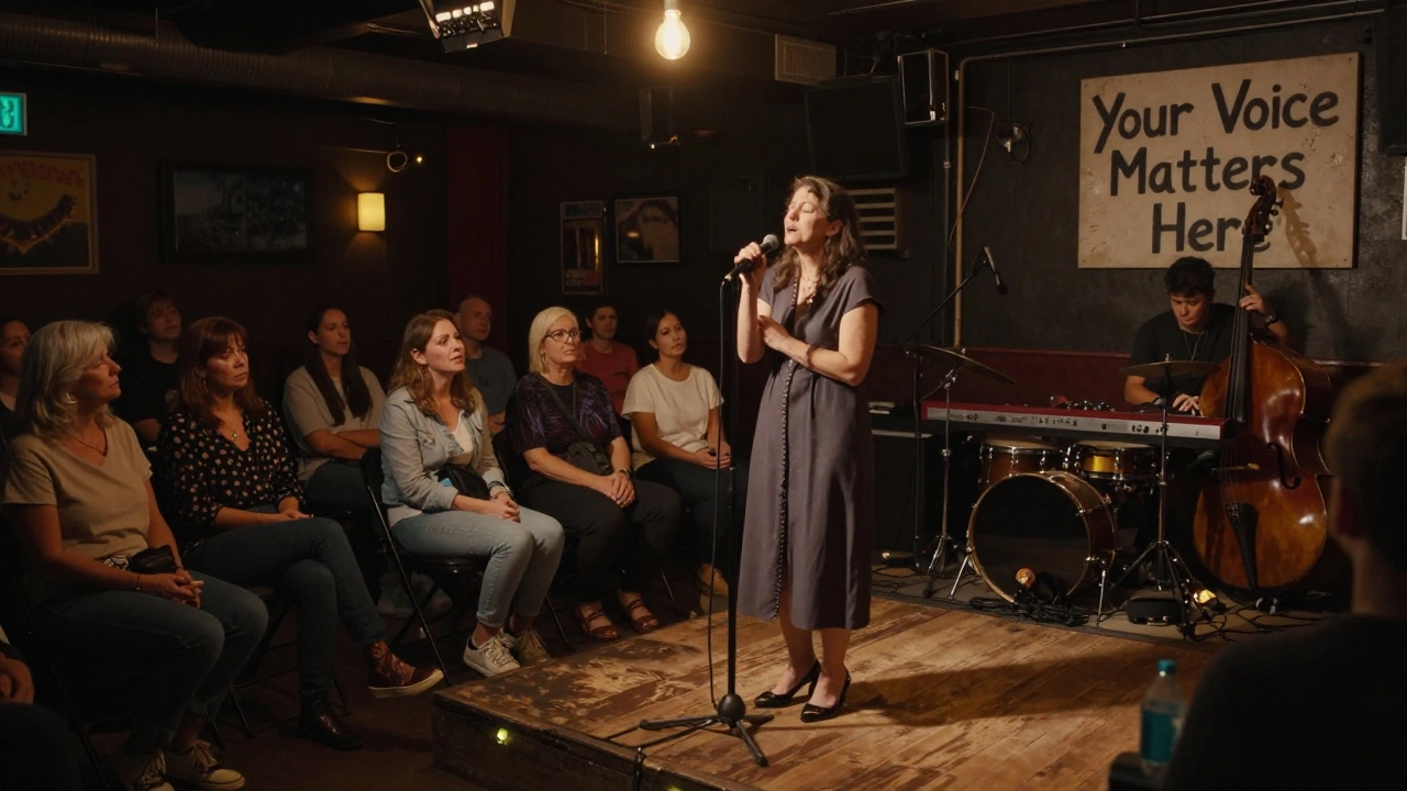 /leading-las-vegas-live-band-karaoke-alli-starr-s-community-stage-movement