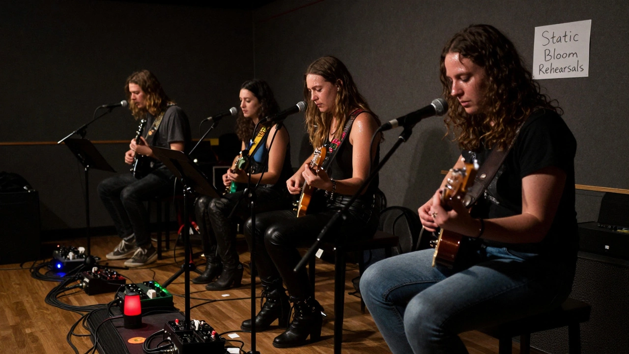 /rehearsal-routines-for-new-material-how-alli-starr-s-band-prepares-for-live-shows