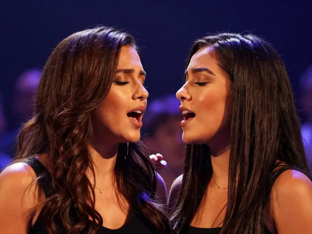 Alli Starr’s Live Duets: Mastering On-Stage Vocal Blends
